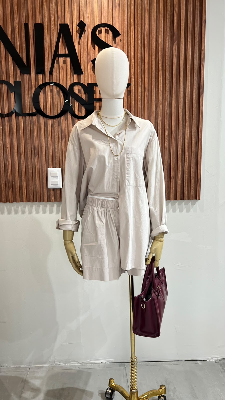 CONJUNTO SHORT LINO BEIGE