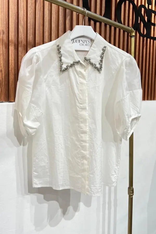 BLUSA BLANCA CUELLO PIEDRAS