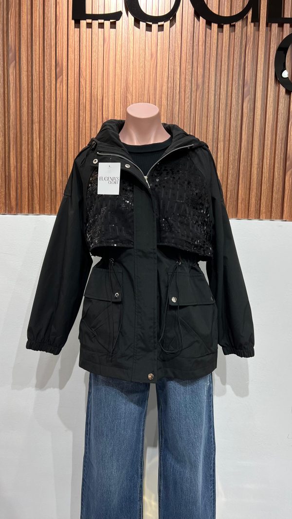 BLACK JACKET
