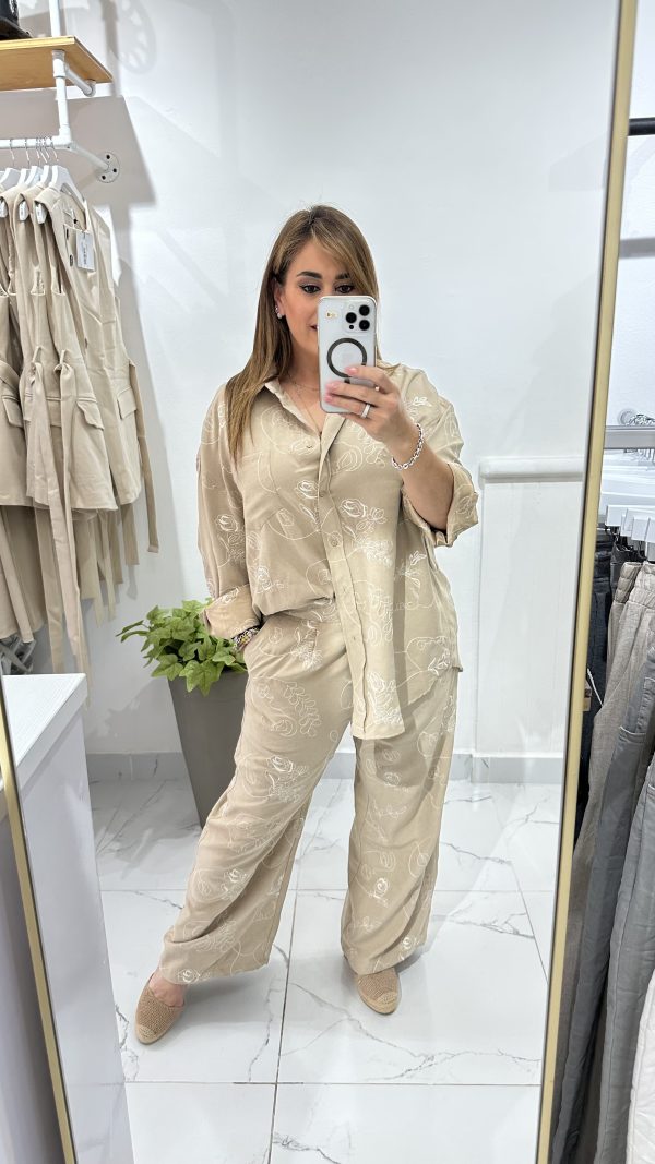CONJUNTO BEIGE - Imagen 3